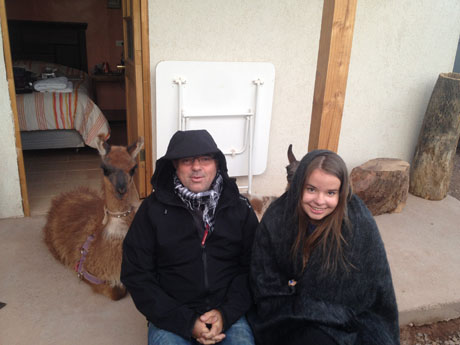 clemence et son papa avec  lamas